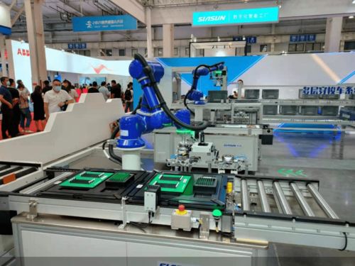 从水下仿生鱼到空间机械臂 2021世界机器人大会点亮智慧未来
